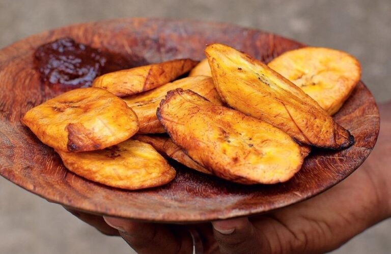 How do you like your fried plantains in Nigeria? DNB Stories Africa