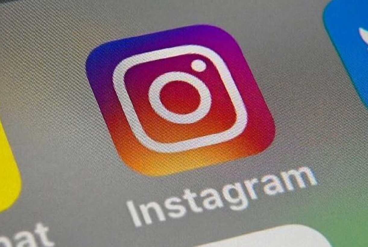 Instagram Apologizes For Flagging #ENDSARS Posts As 'Fake News' - DNB ...