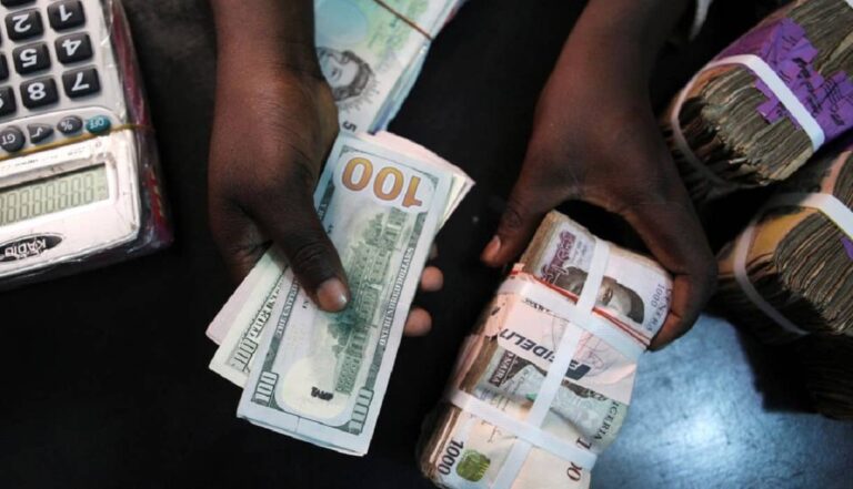 pandemonium-as-naira-crashes-to-500-per-dollar-at-the-black-market