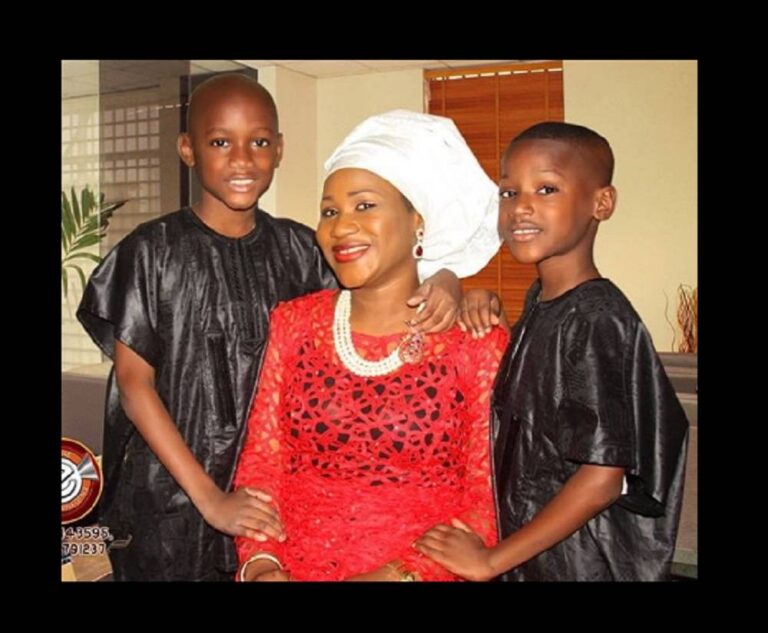 2face Idibia Babymama, Sumbo Ajaba and her two sons