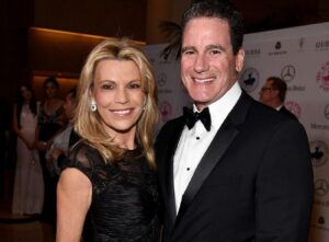 Vanna White Biography: Age, Marriage, Husband, Kids, Career - DNB