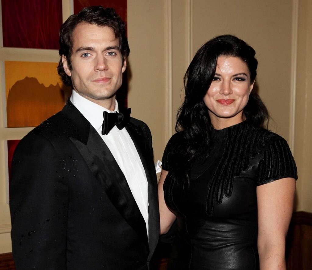 Henry Cavill Family (Girlfriend, 4 Brothers, Mother, Father) 