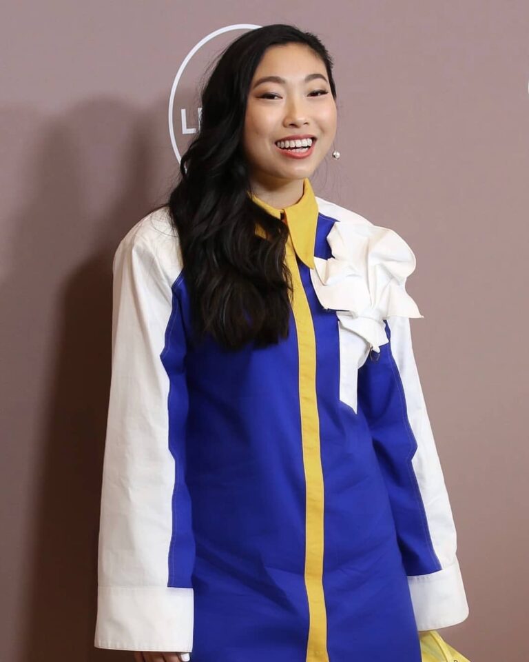Details of Awkwafina's parents, marriage, BF, husband, kids - DNB ...